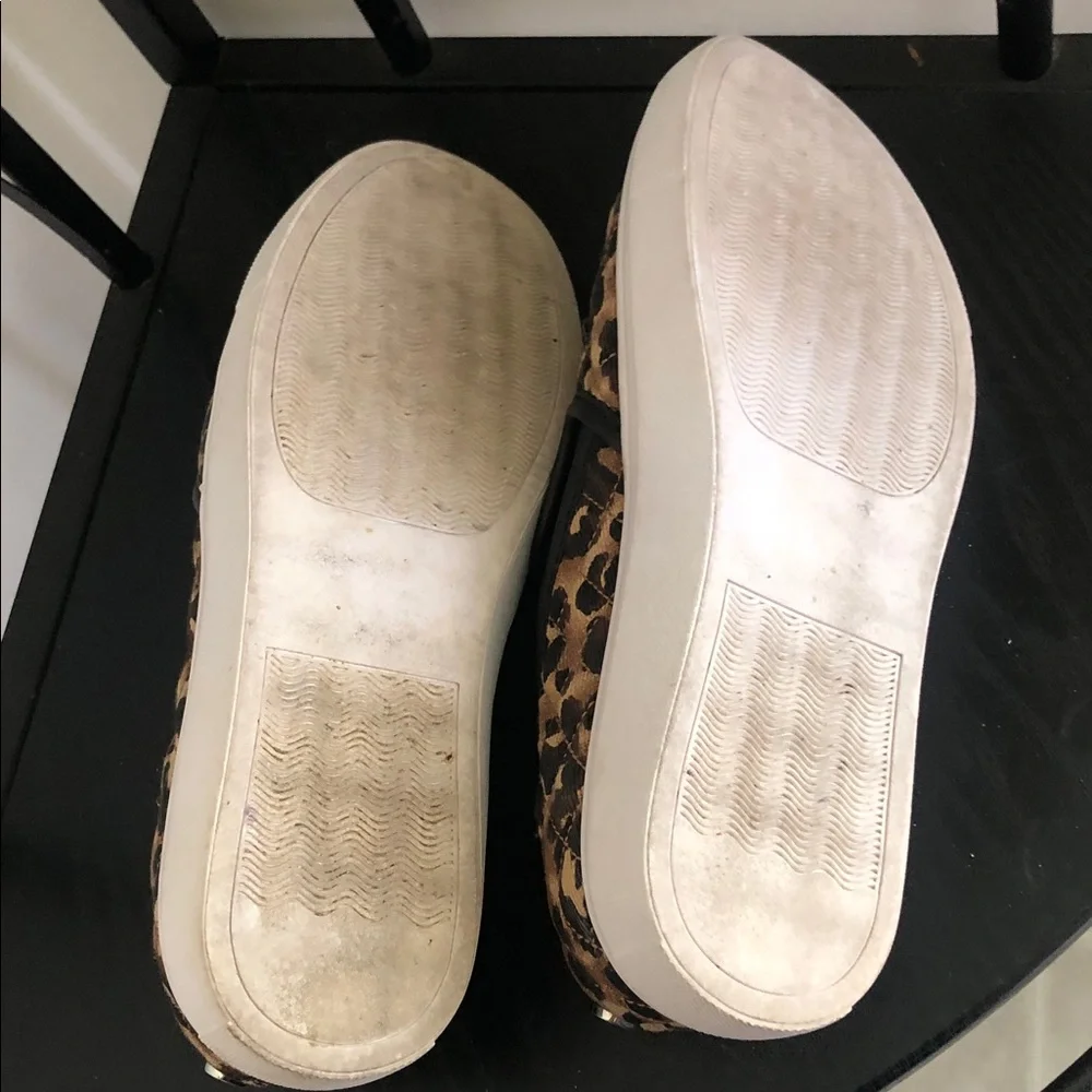 Woman’s Fall Leopard Print Slip-On canvas Sneakers - Brown